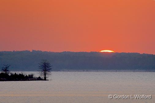 First Peek Of The Sun_47412v2.jpg - Sunrise at Grenada LakePhotographed near Grenada, Mississippi, USA. 